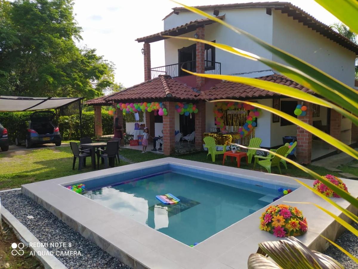 Casa Campo Emaus Каукасия Экстерьер фото